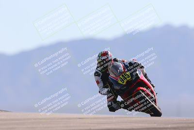 media/Nov-06-2023-Moto Forza (Mon) [[ce023d0744]]/2-Advanced Group/Session 4 (Turn 9)/